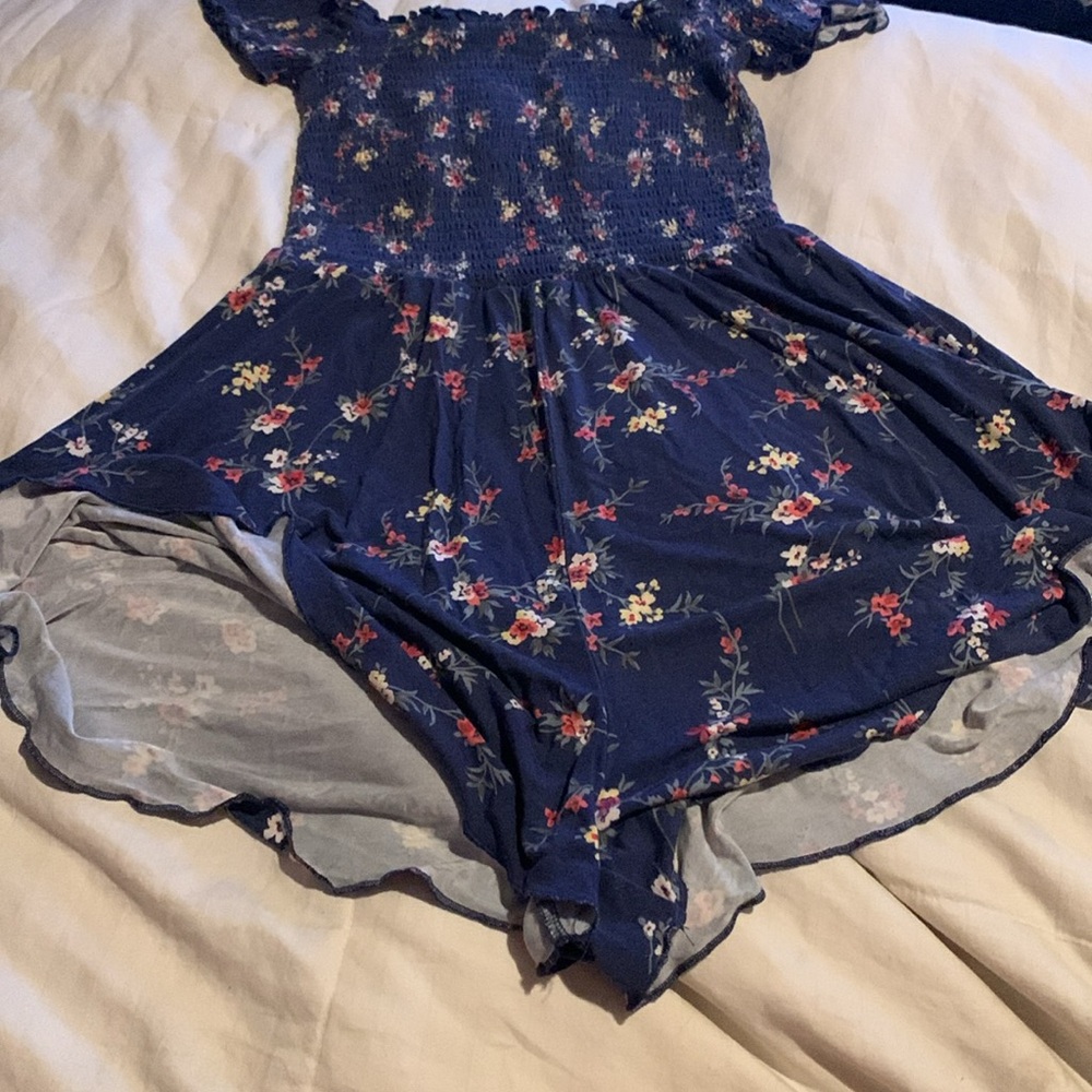 EUC Garage Medium floral Romper with wide leg shorts and shirred bodice Y2K - Picture 4 of 5